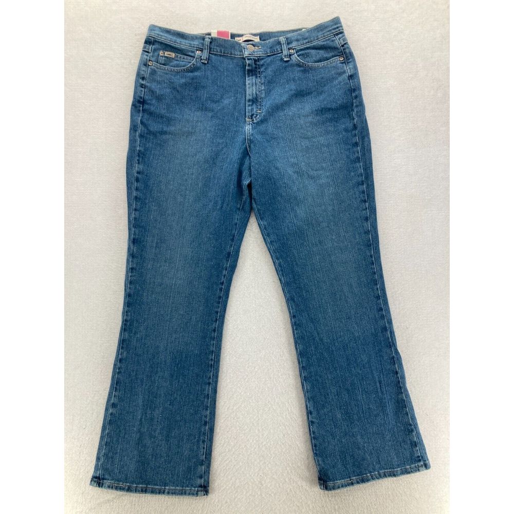 Lee Jeans Womens 16 Short Relaxed Fit Bootcut Medium Wash Blue Denim Stretch